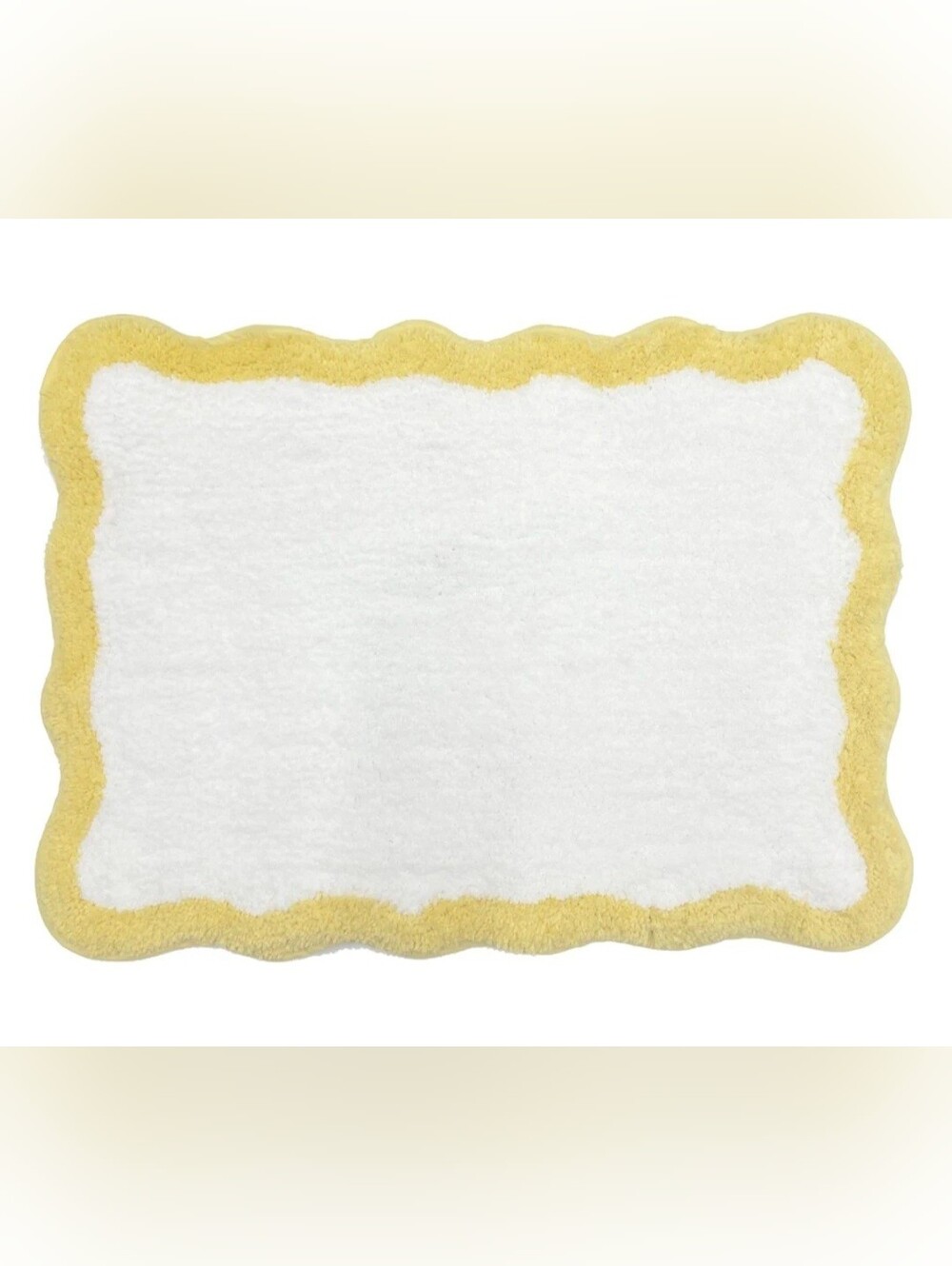 NWT Plush Scalloped White Bathroom Rug W/ Yellow Trim Soft And Machine Washable